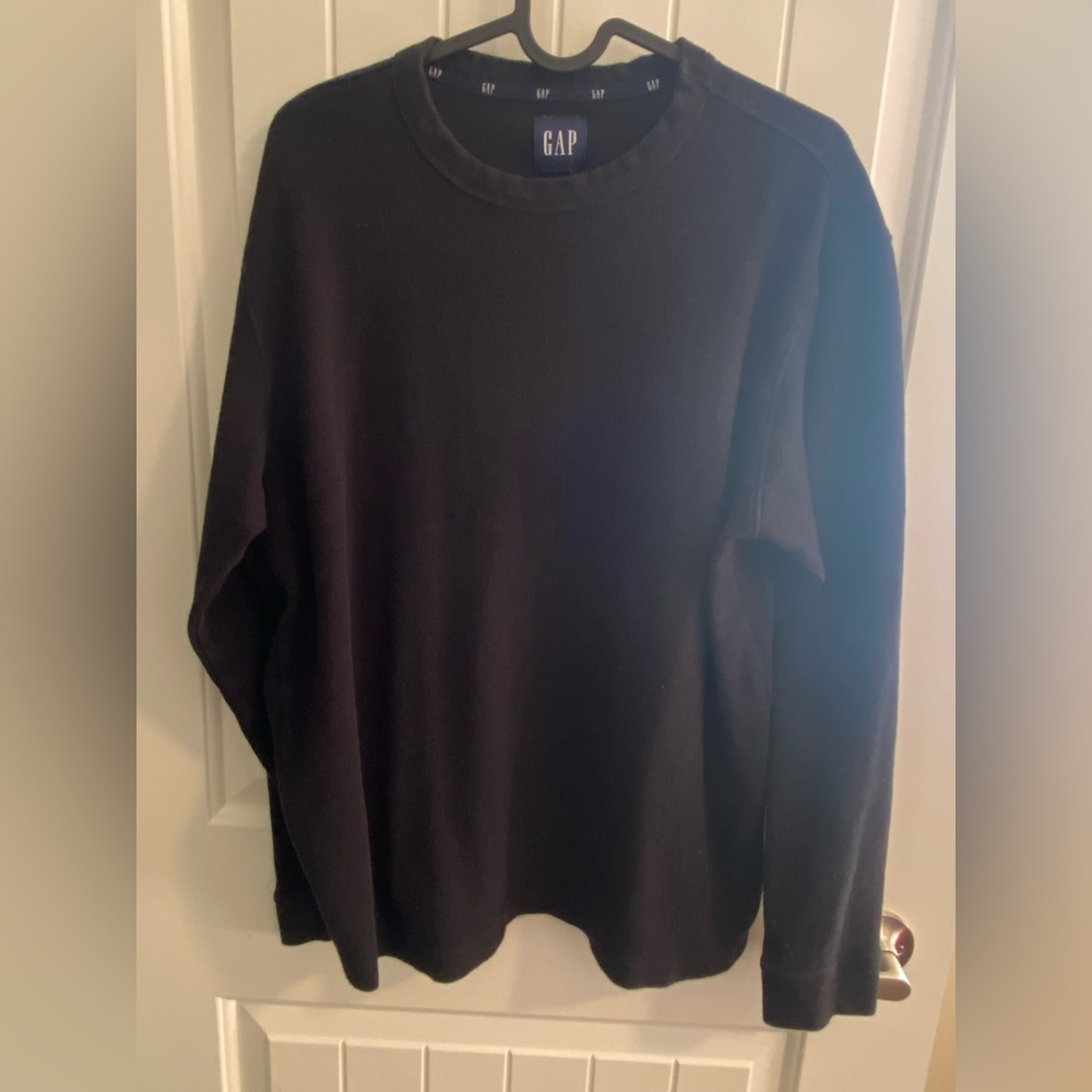 GAP Men's Classic Navy Crewneck Sweater